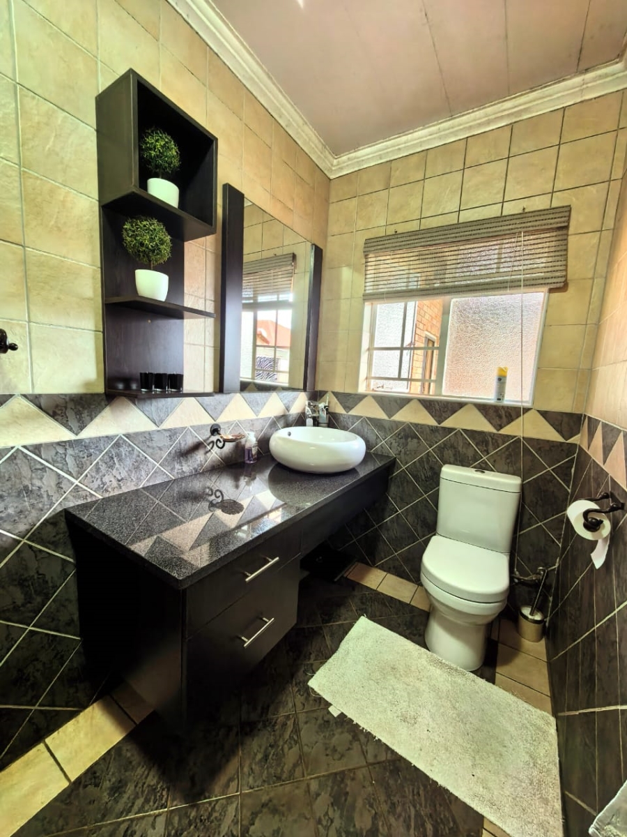 4 Bedroom Property for Sale in Vaalpark Free State